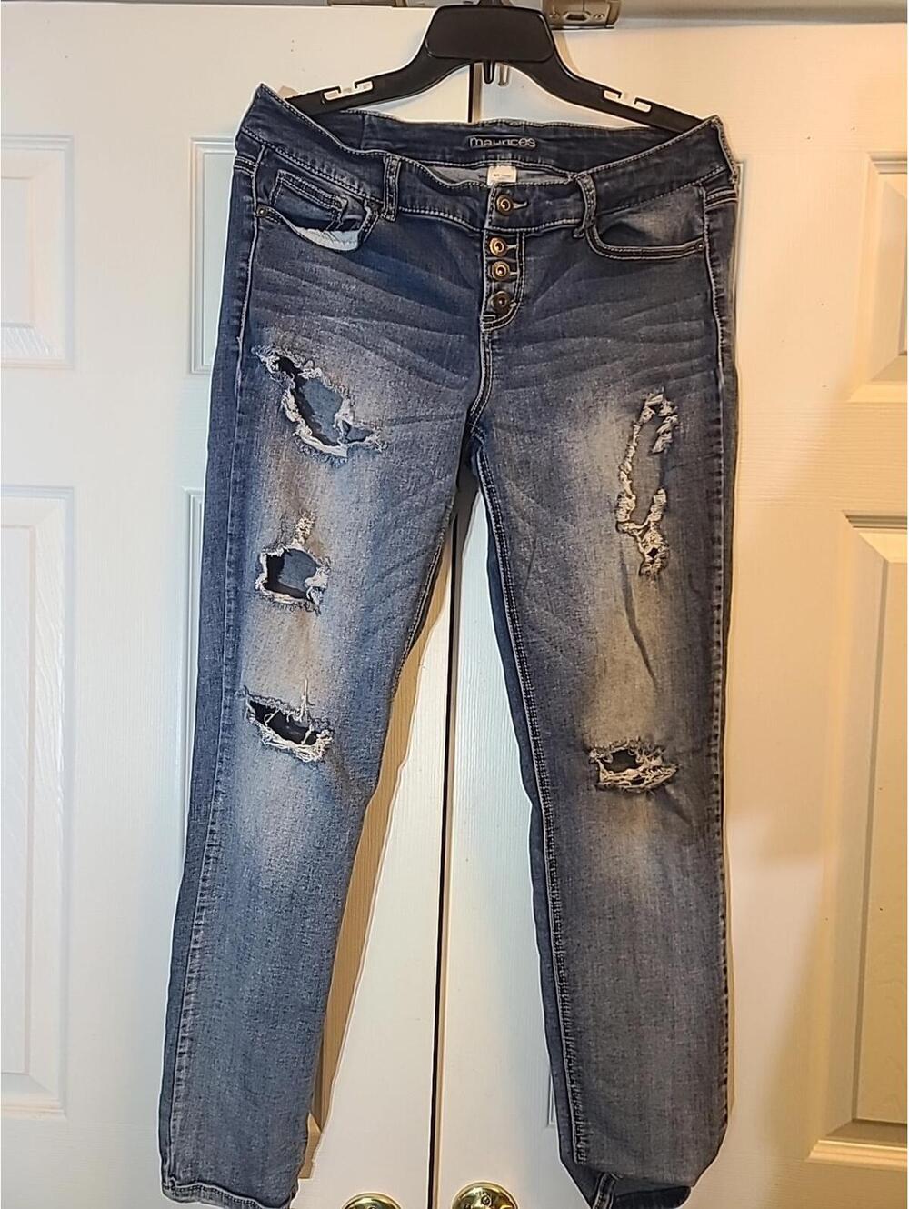 Maurices Womens Jeans Size 11/12 Medium Wash Distressed Button Up Straight Leg